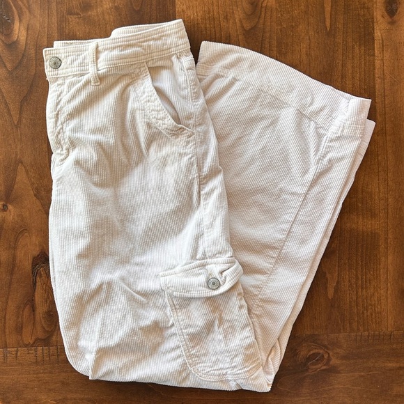 American Eagle Dreamy Drape Stretch Corduroy Wide Leg Cargo Pants Ivory Size 10 - Picture 2 of 5